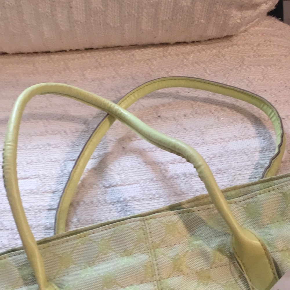 ‼️ ULTA, NWT! Lime Green Handbag/Tote. FUN!!! - Picture 9 of 9